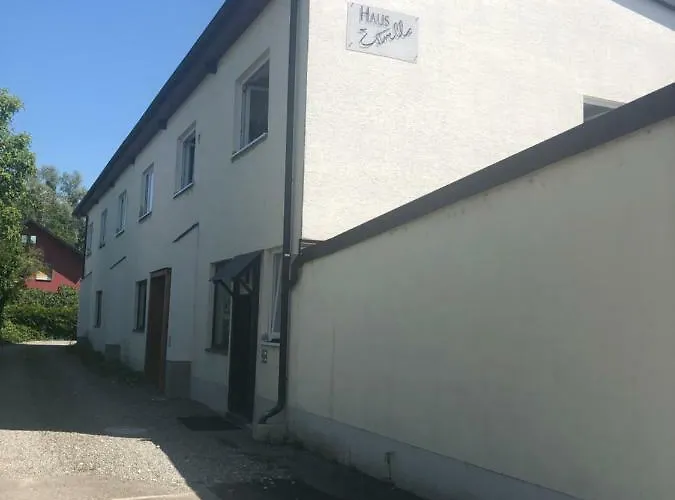 Gasthuis Haus Estrella 3*